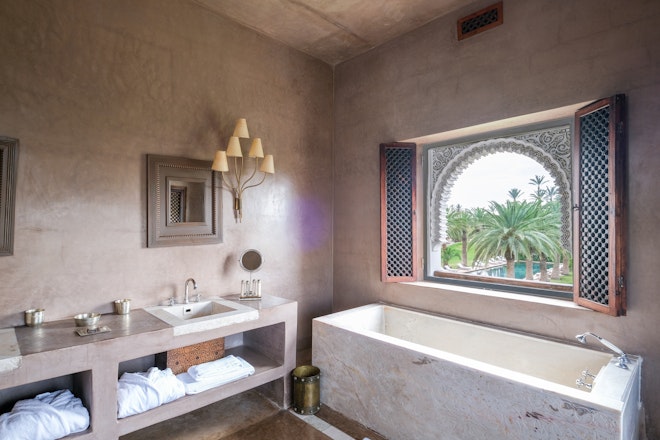 Large Harim - Bathroom
