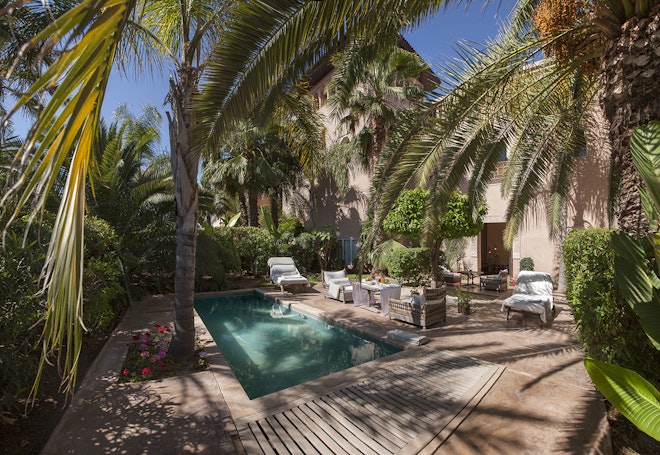 Large Harim Suite with Swimming Pool