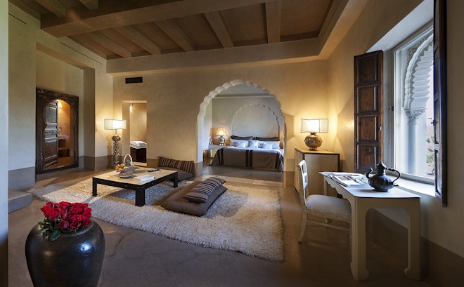 Harim Executive Piscine - Living Area