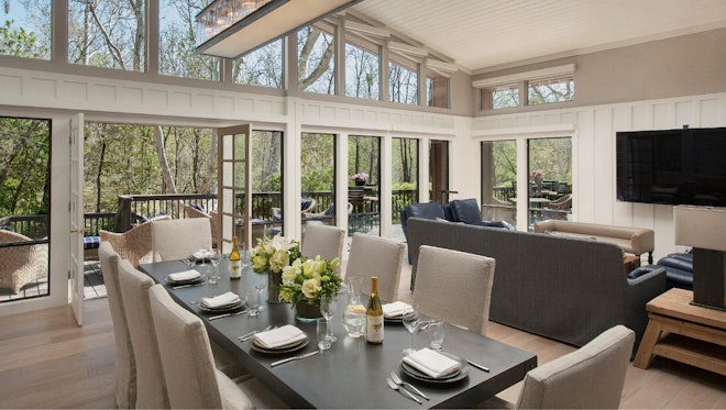 Creekhouse - Dining Area
