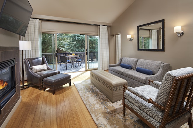 Spa Suite - Living Area