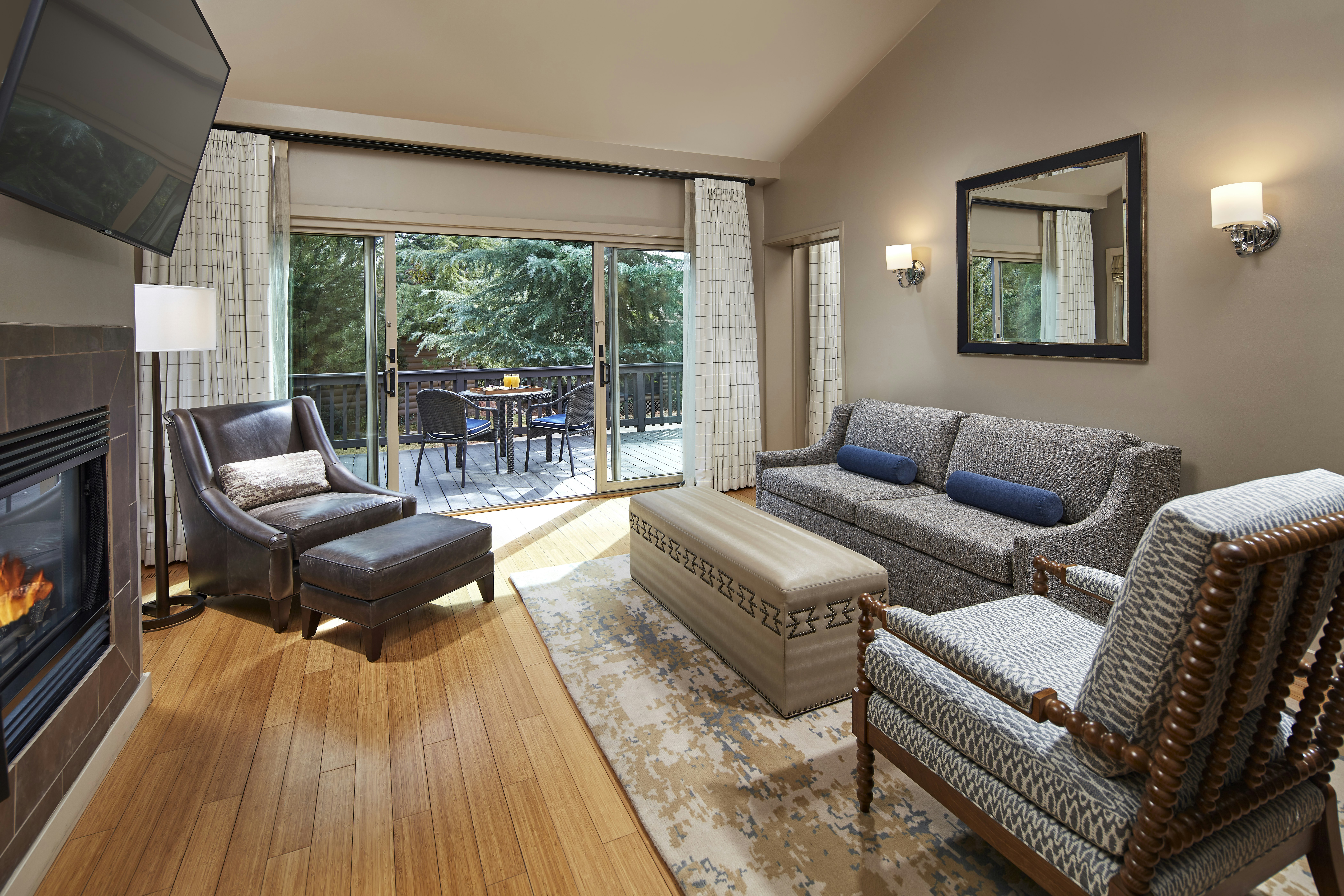 Spa Suite - Living Area