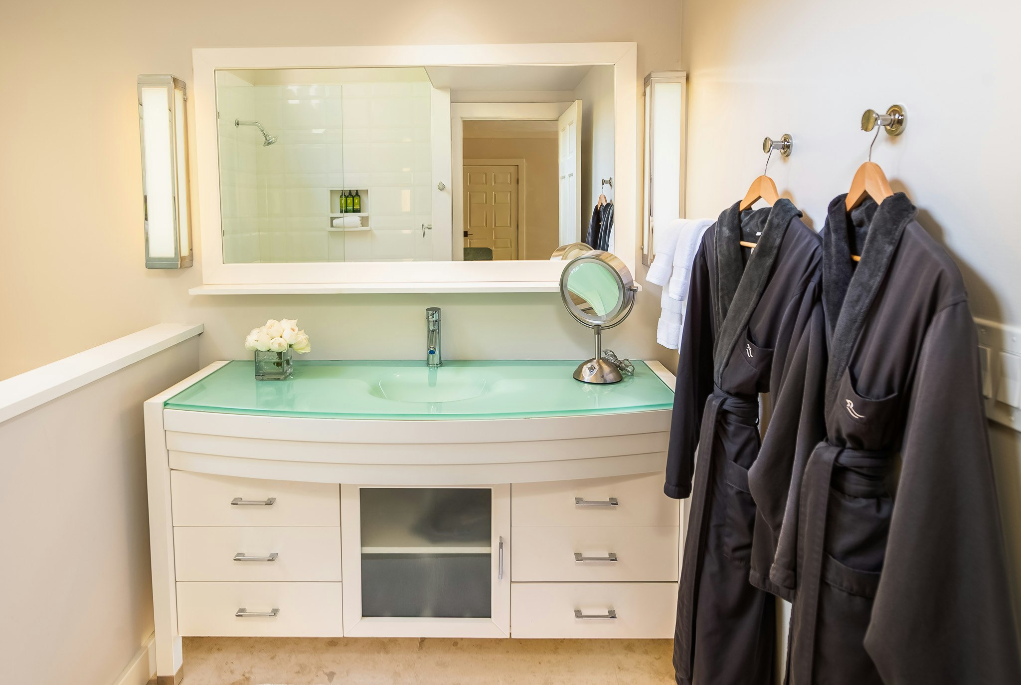 Creekhouse - Bathroom