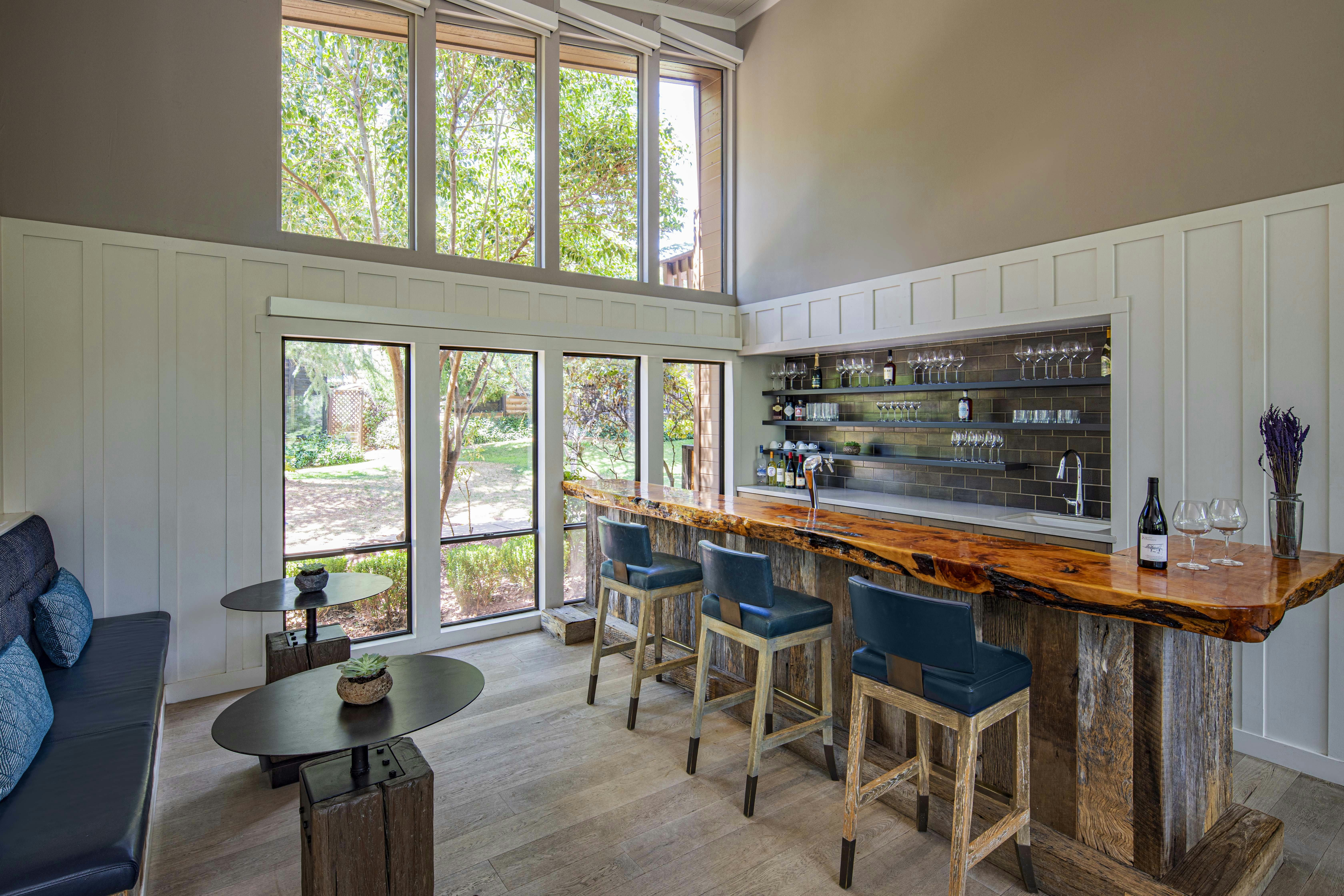 Creekhouse - Bar Area