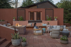 Fireside Lounge