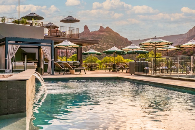 Duck Pond Cliffside Pool & Bar