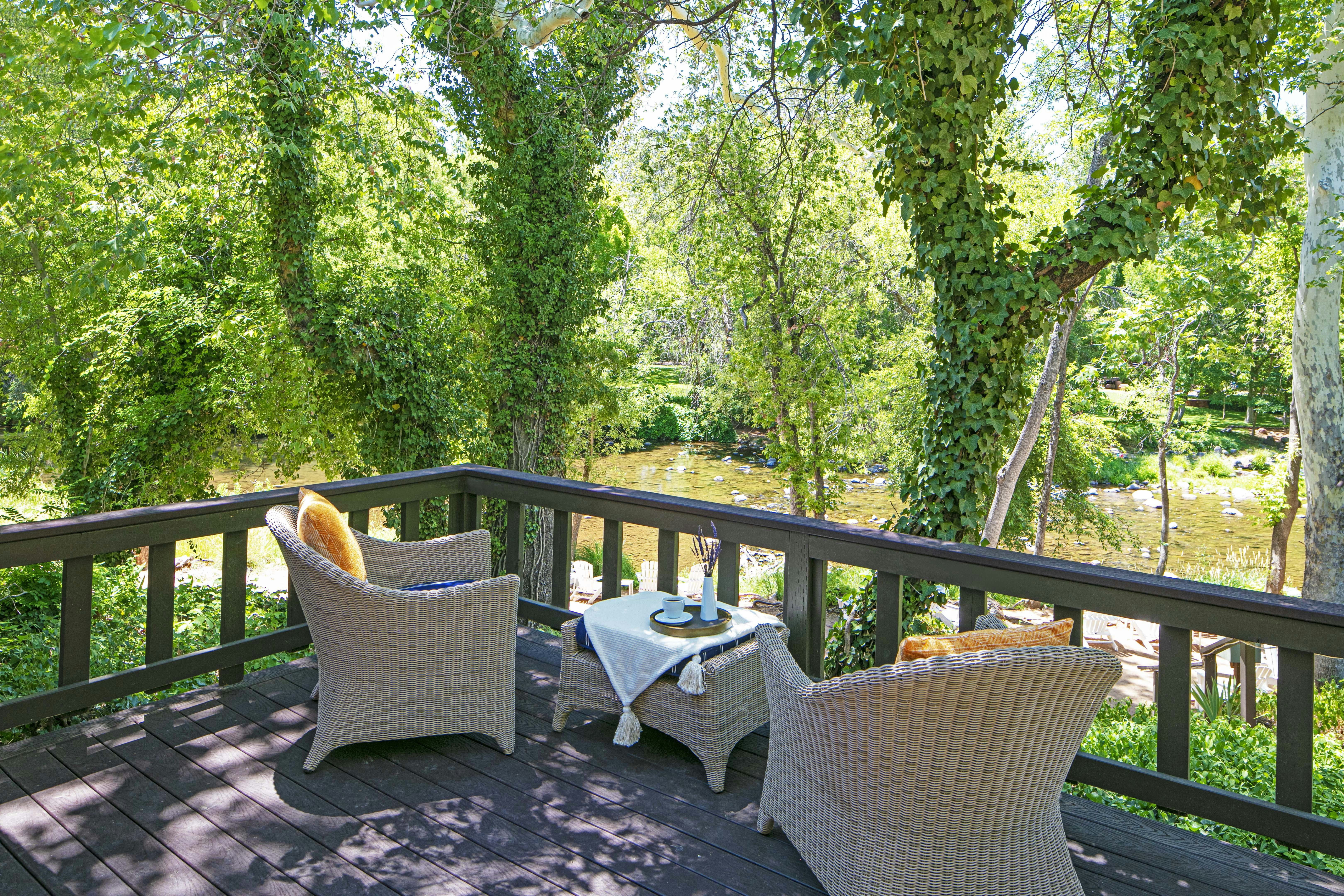 Creekside Cottage - Deck