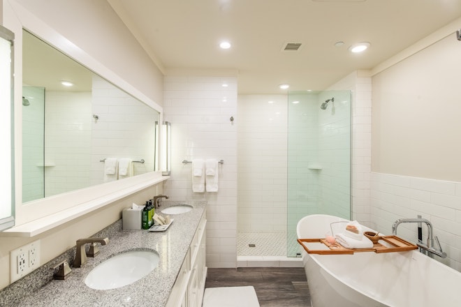 Lodge Junior Suite - Bathroom