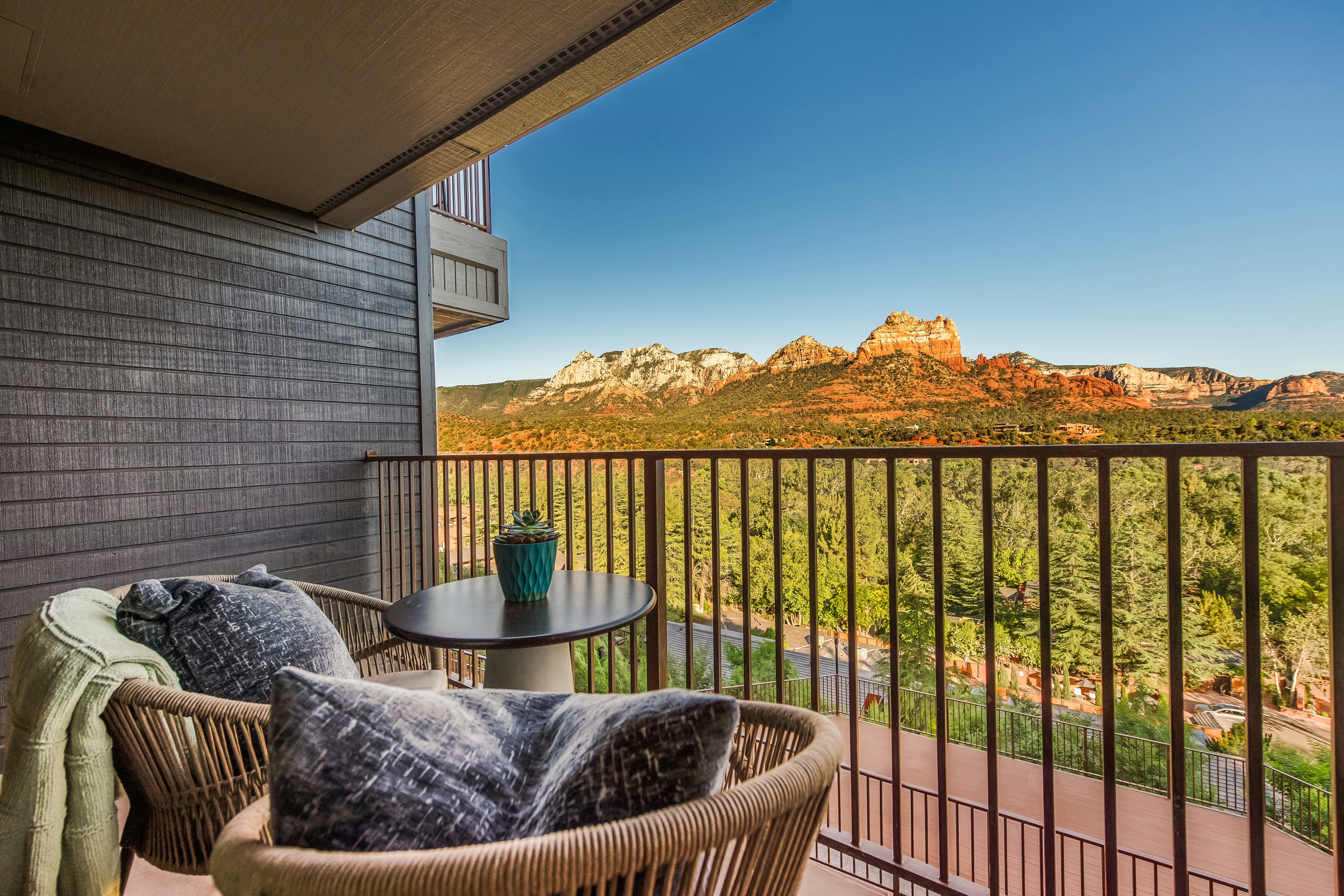 Cliffs Suite ADA - Balcony