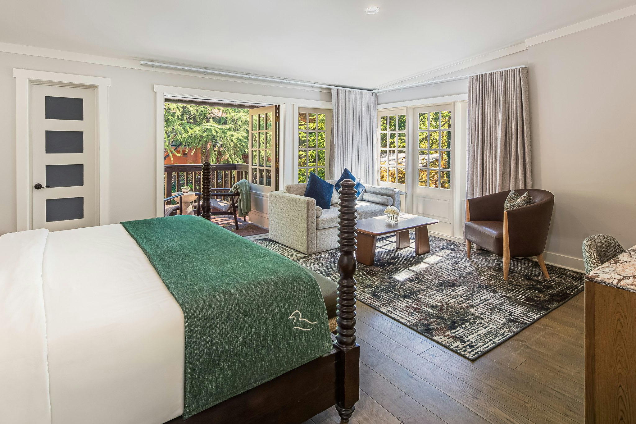 Lodge Junior Suite - Bedroom