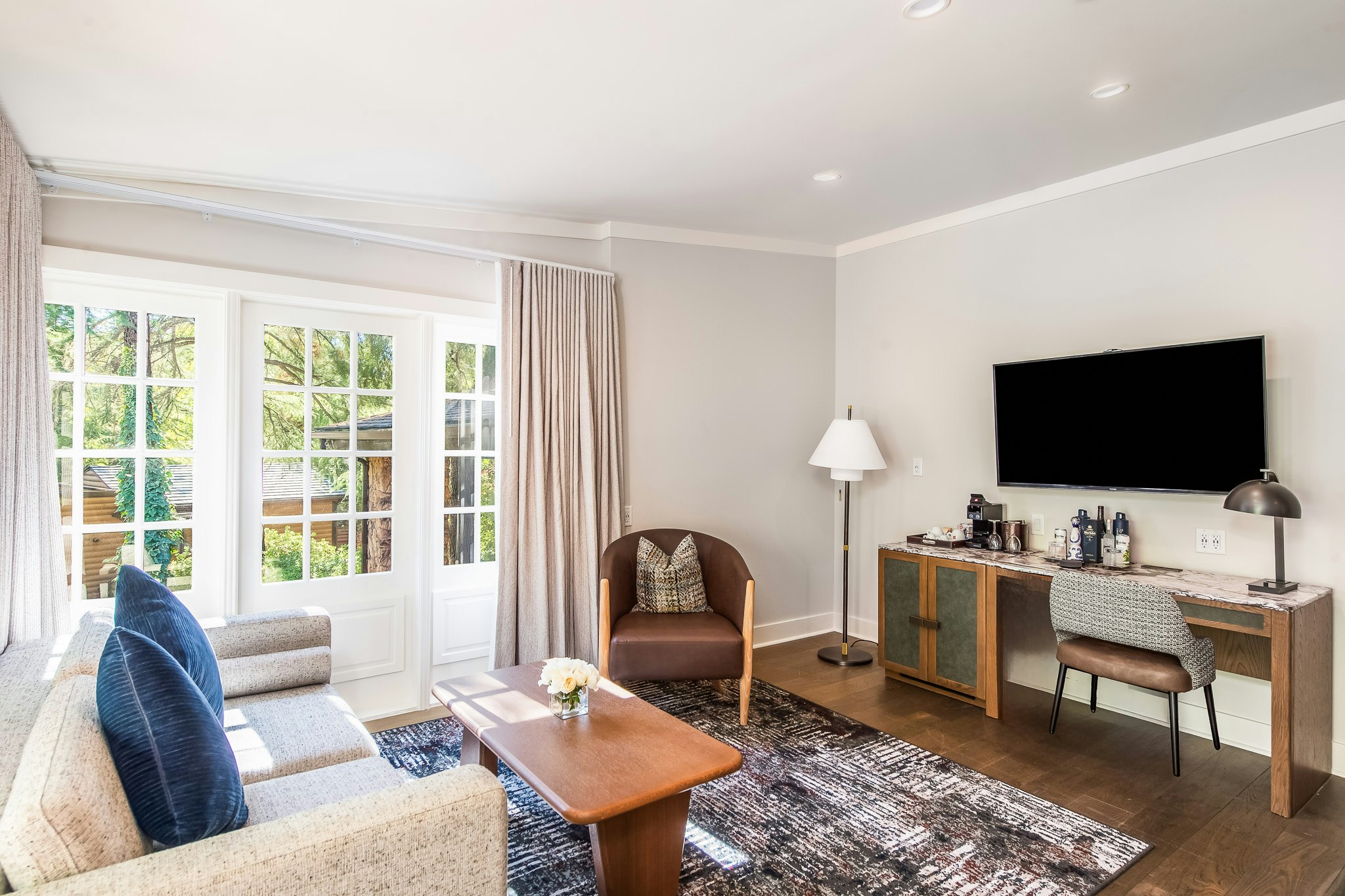 Lodge Junior Suite - Living Area