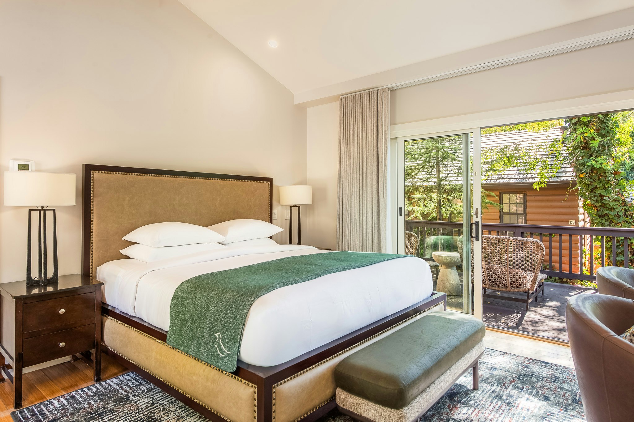 Spa Cottage - Bedroom