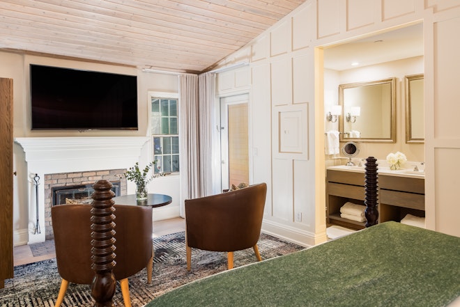 Creekside Suite - Bedroom
