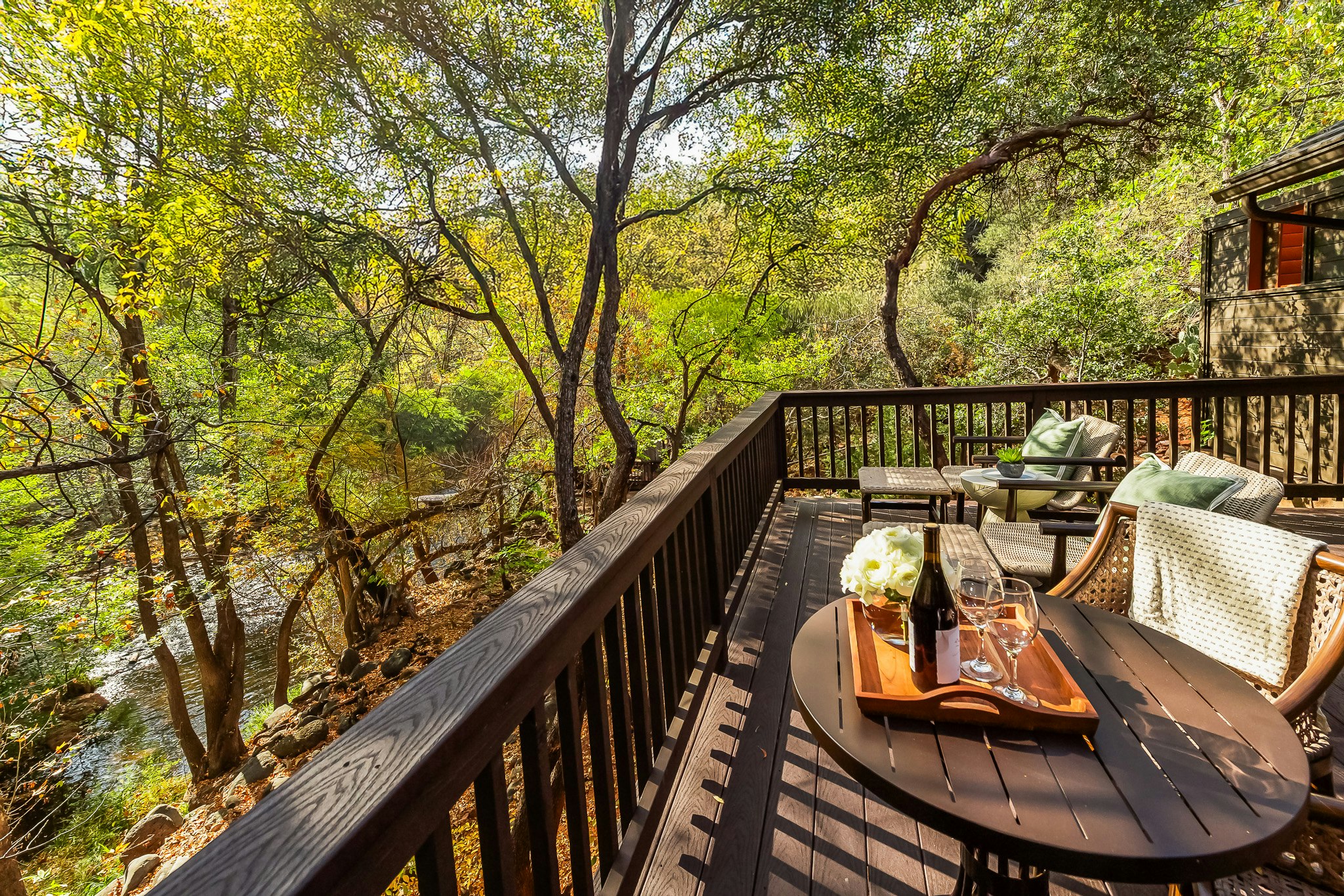 Creekside Premiere Cottage - Deck