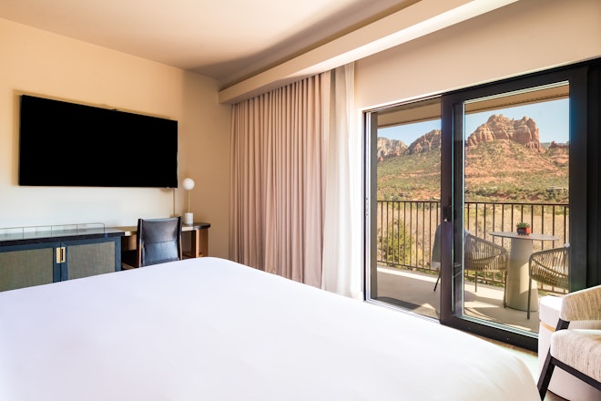 Cliffs King ADA - Bedroom