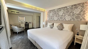 Standard House Room