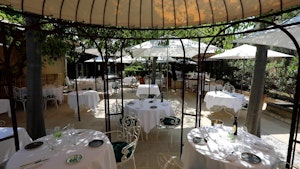 Restaurant Terrace