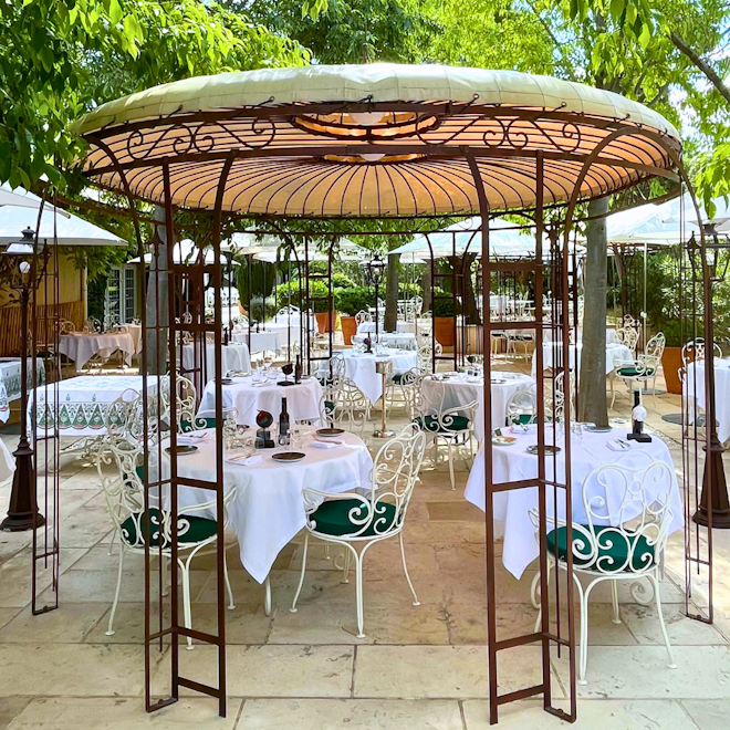 Restaurant Terrace
