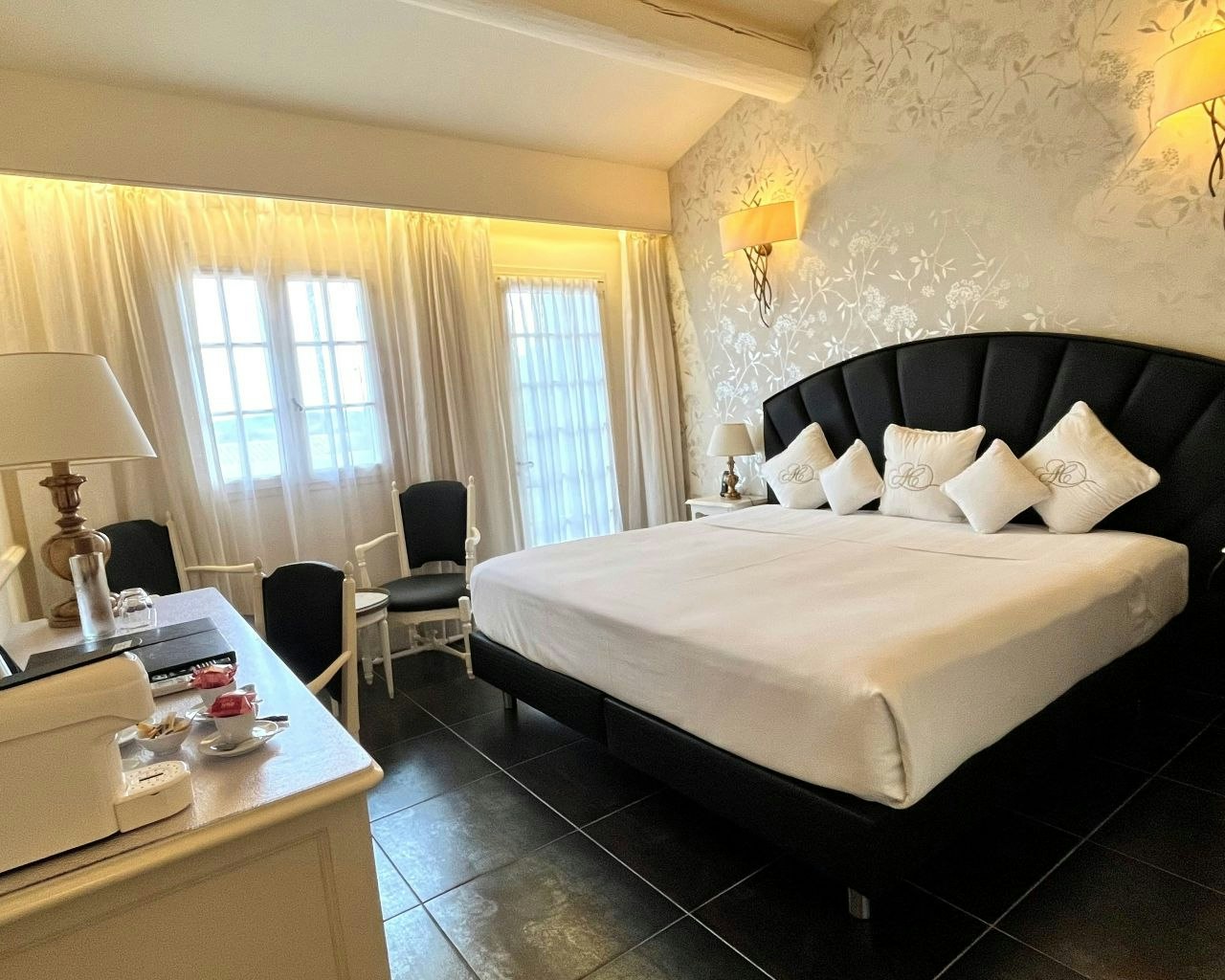 Park view Room with Balcony