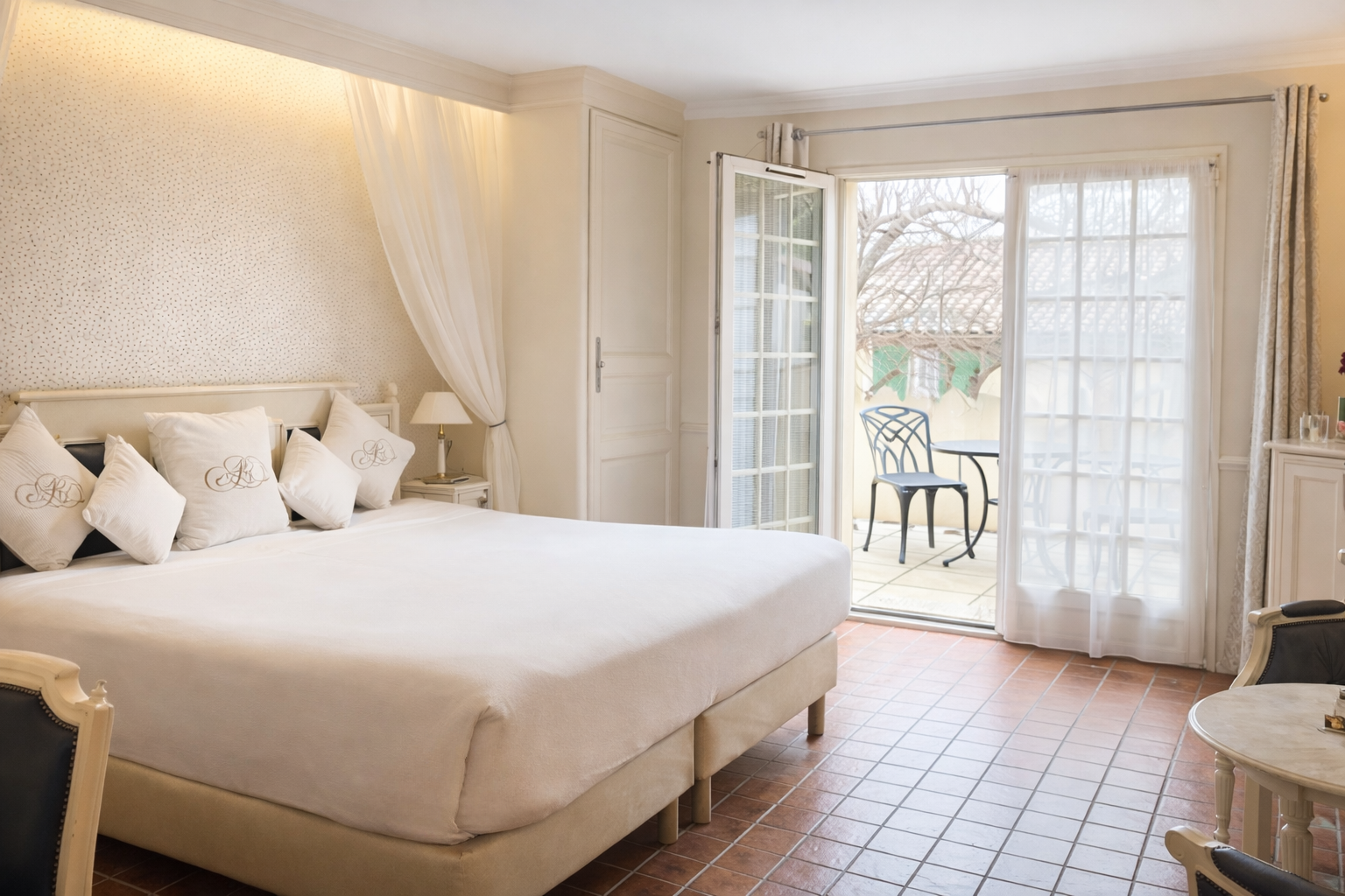 Deluxe Room with Balcony