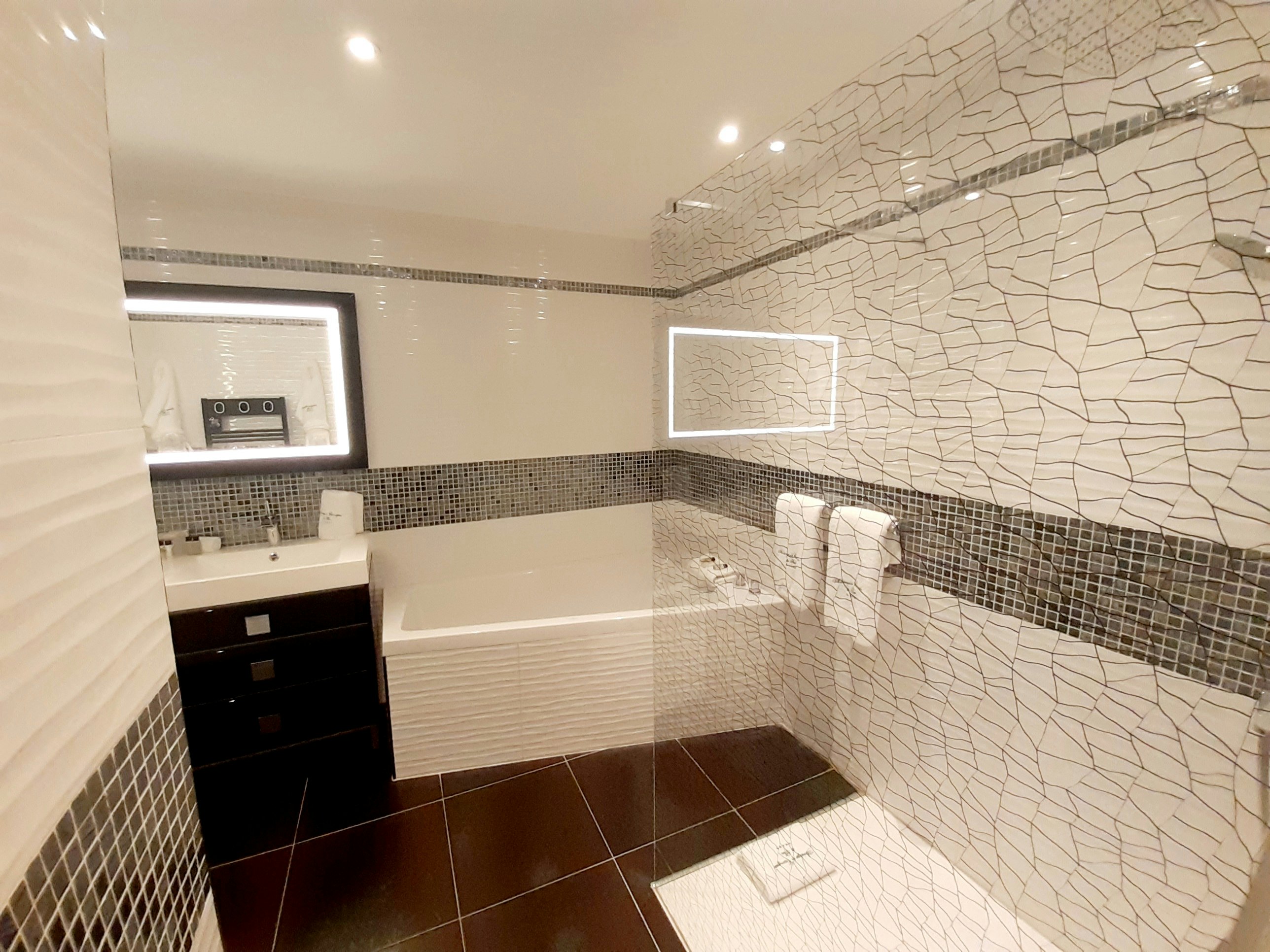 Deluxe Room with Terrace