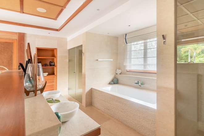 Spa Pool Villa - Bathroom