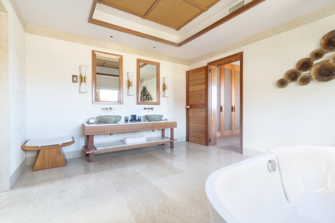 Royal Suite Ocean View with Pool -  Bathroom