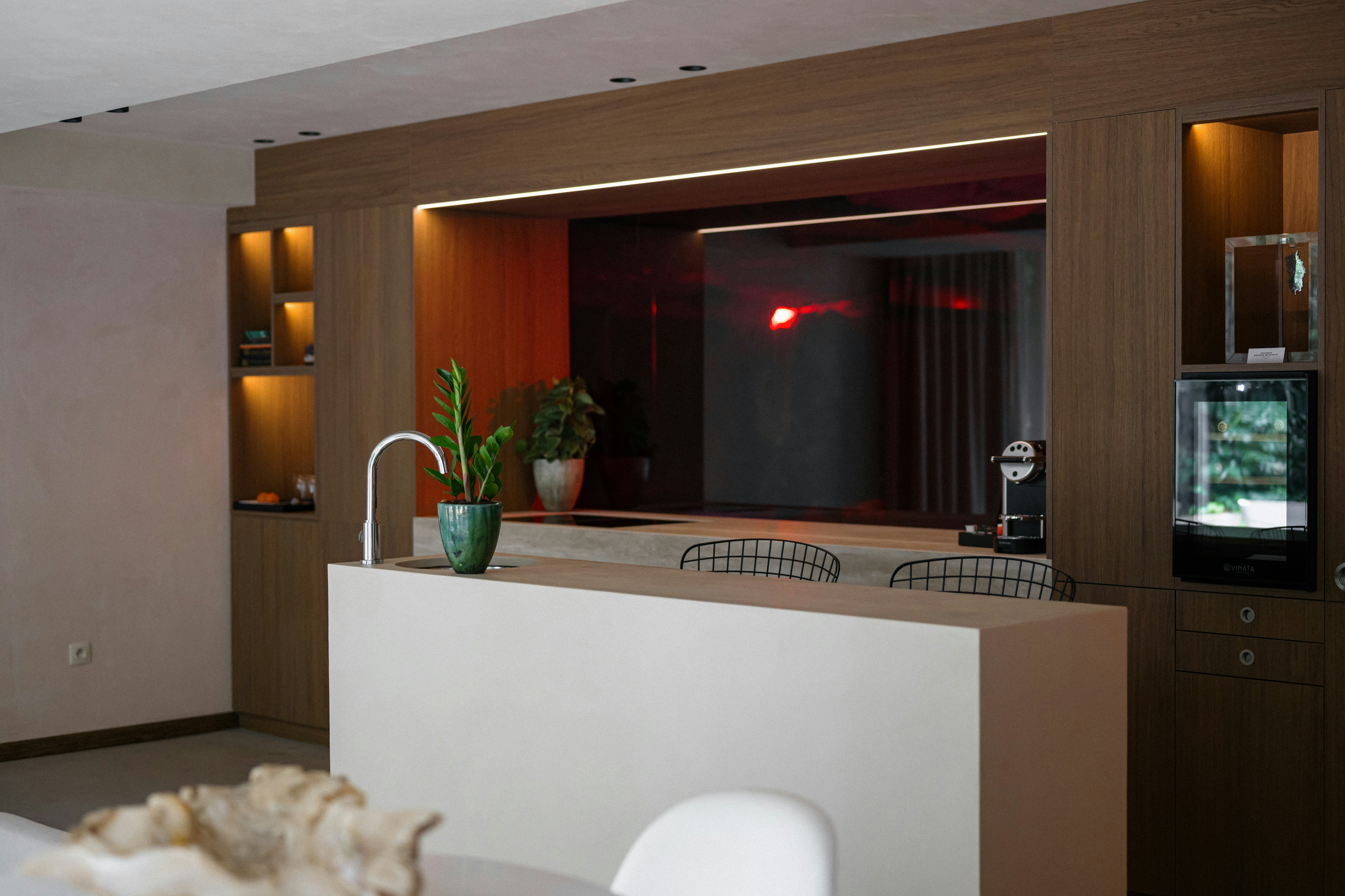 Luna Aurea Wellness Suite with Private Garden - Kitchen