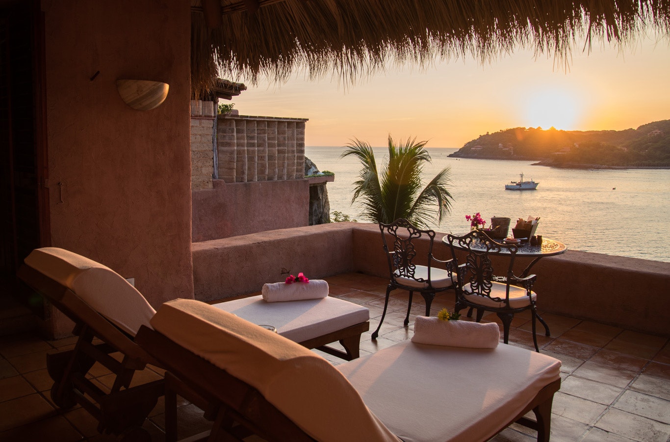 Oceanfront Terrace Suite