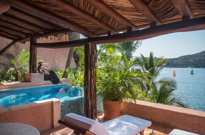 Oceanfront Master Pool Suite