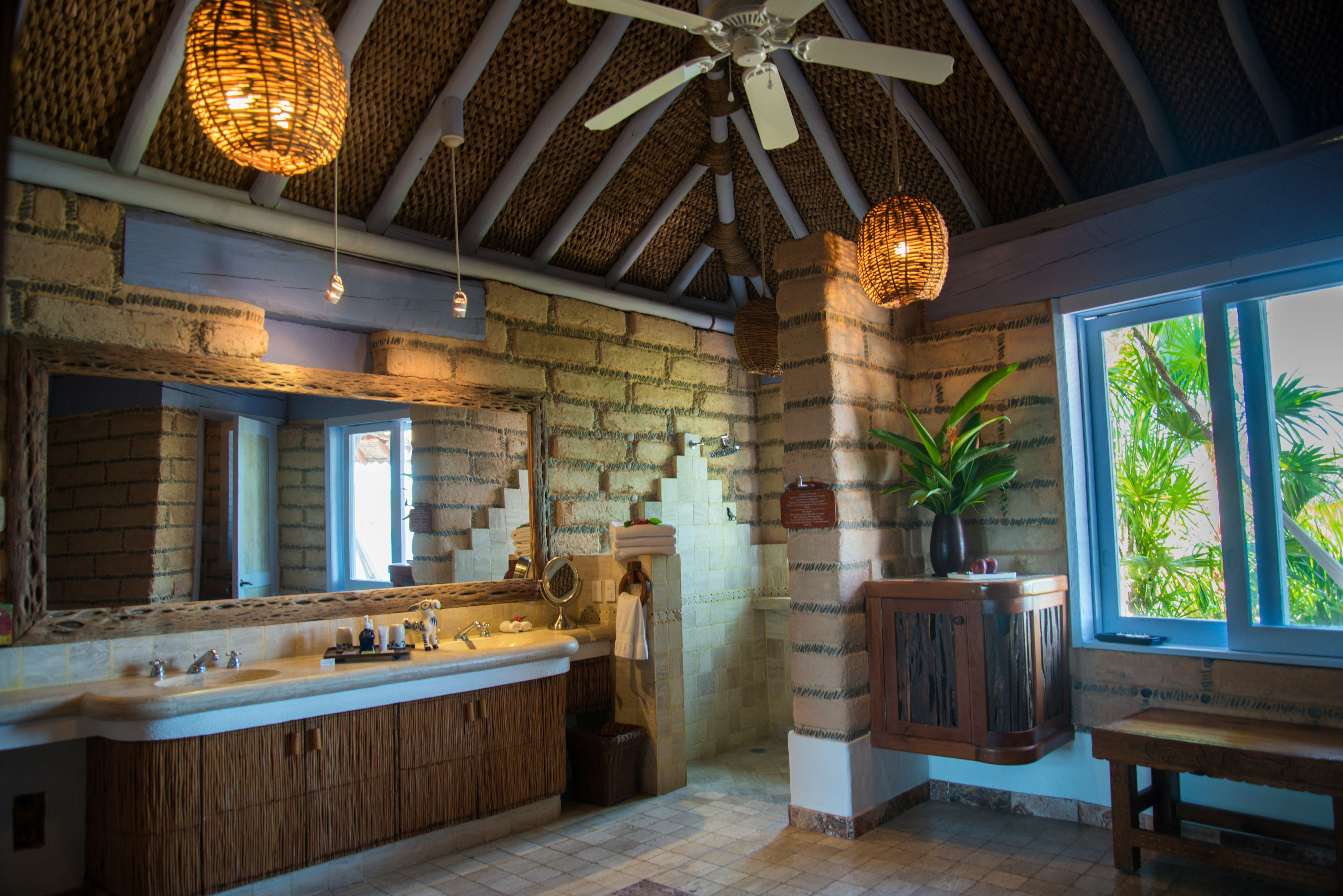 Suite Inspiracion Bathroom