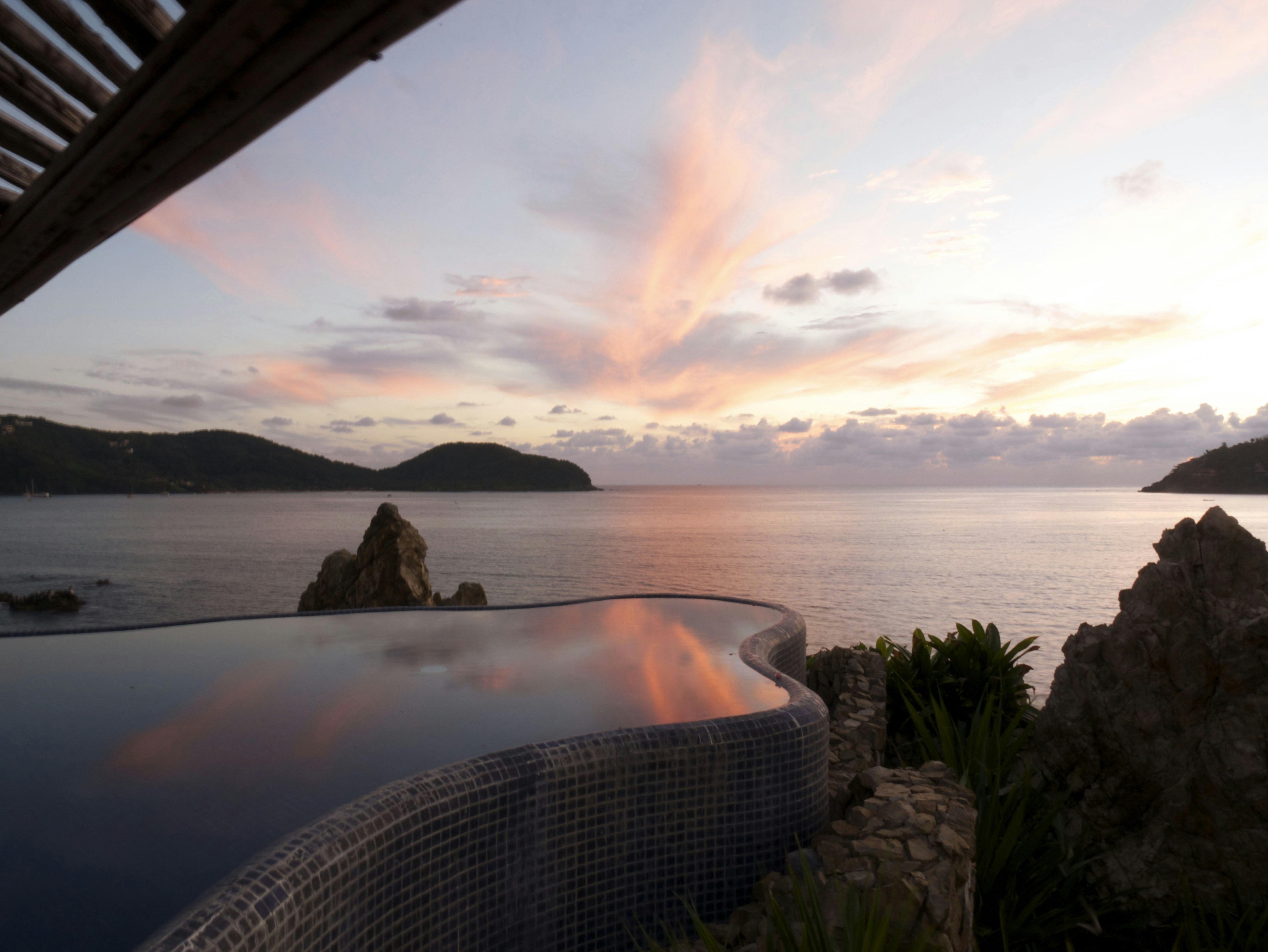 Villa El Murmullo – Infinity Pool