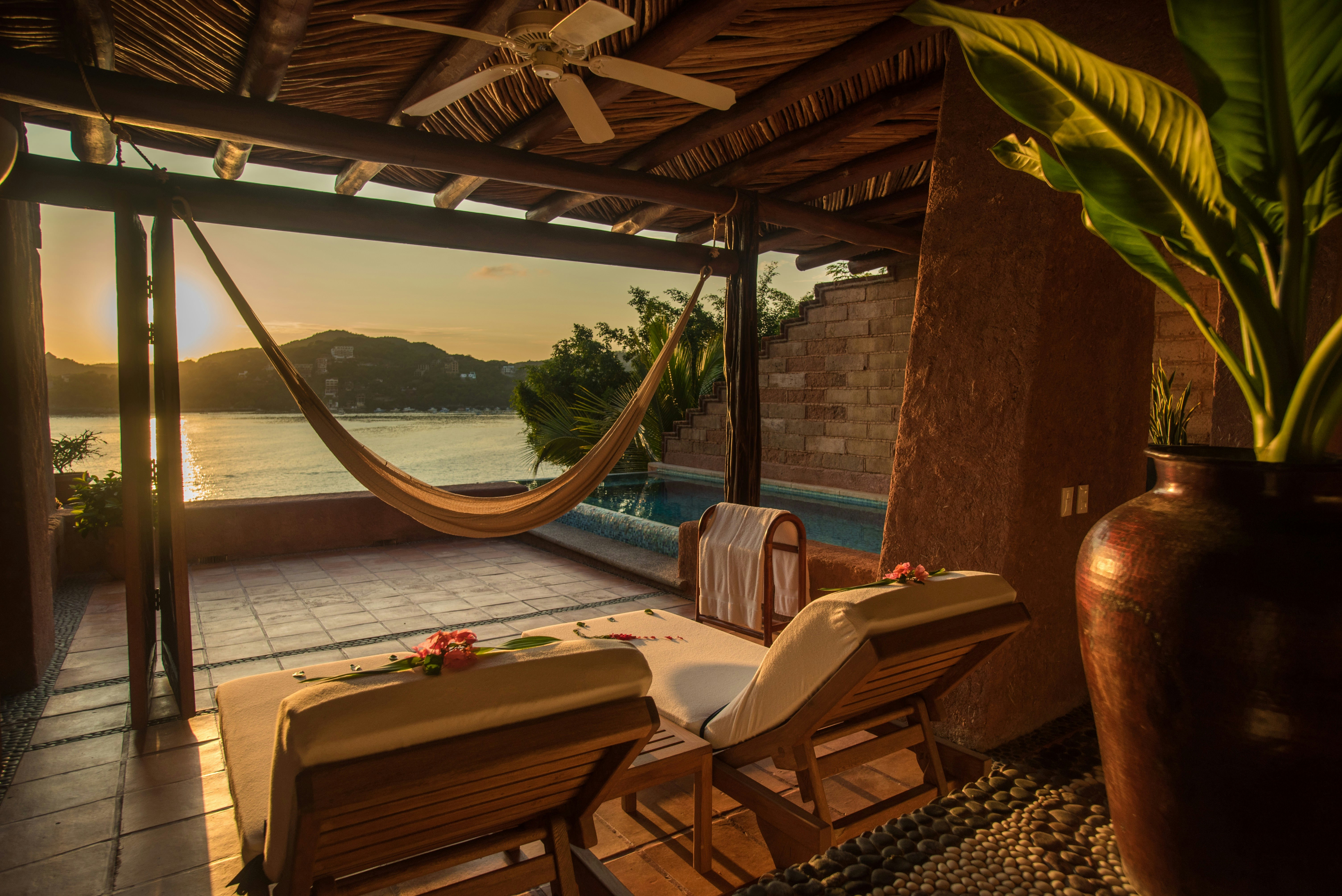 Oceanfront Master Pool Suite