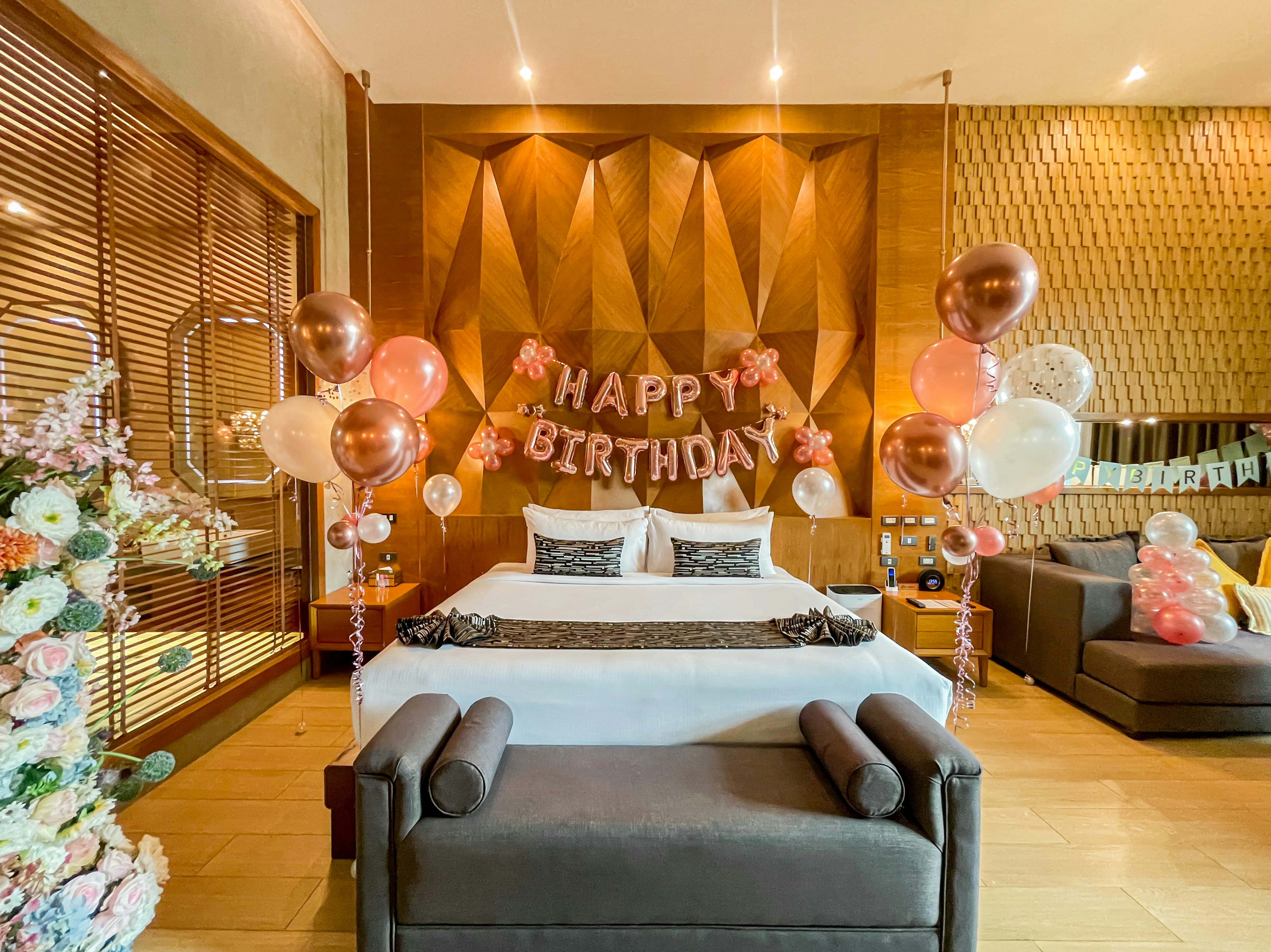 Celebratory In-Villa Decoration