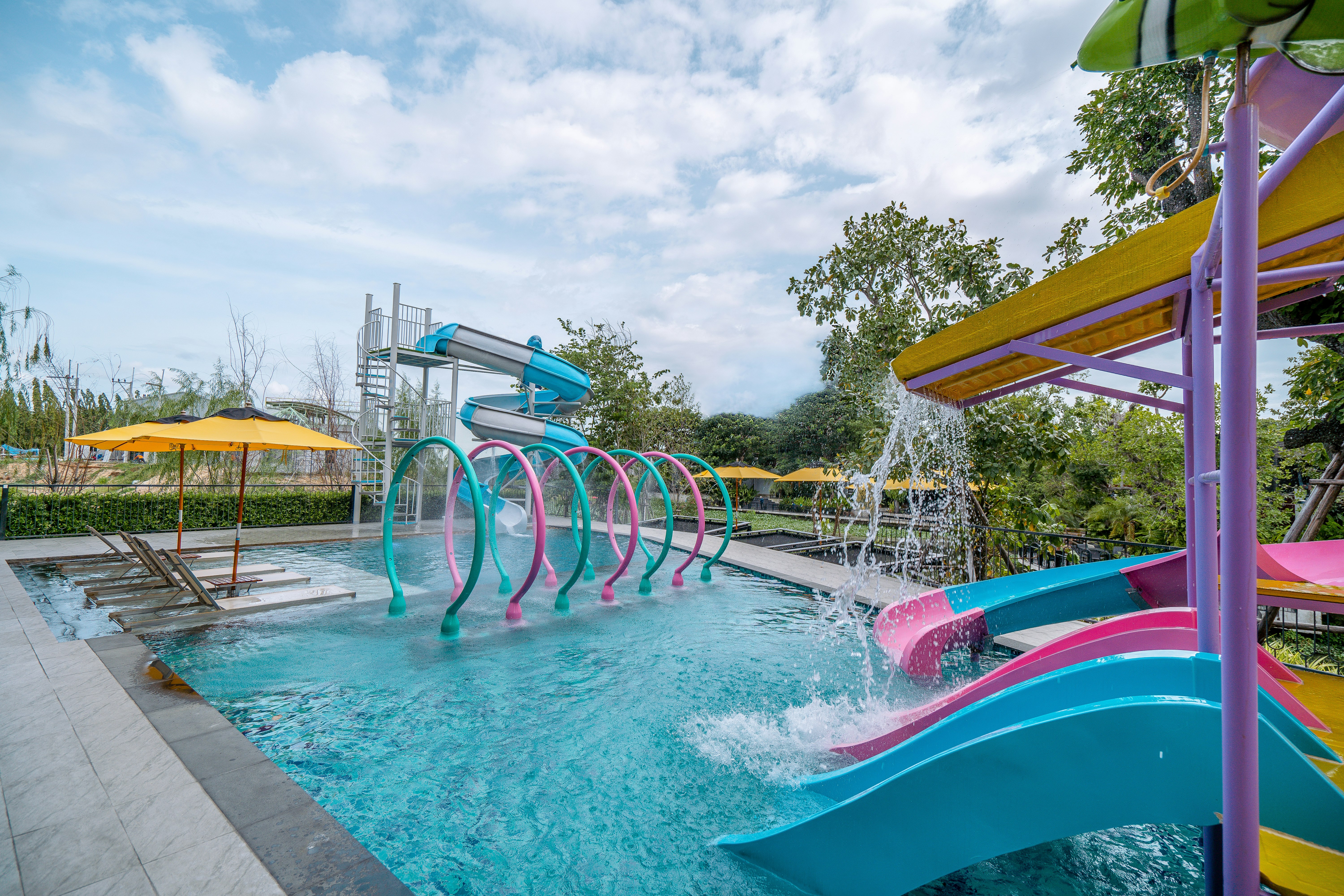 Alessandrite Waterpark