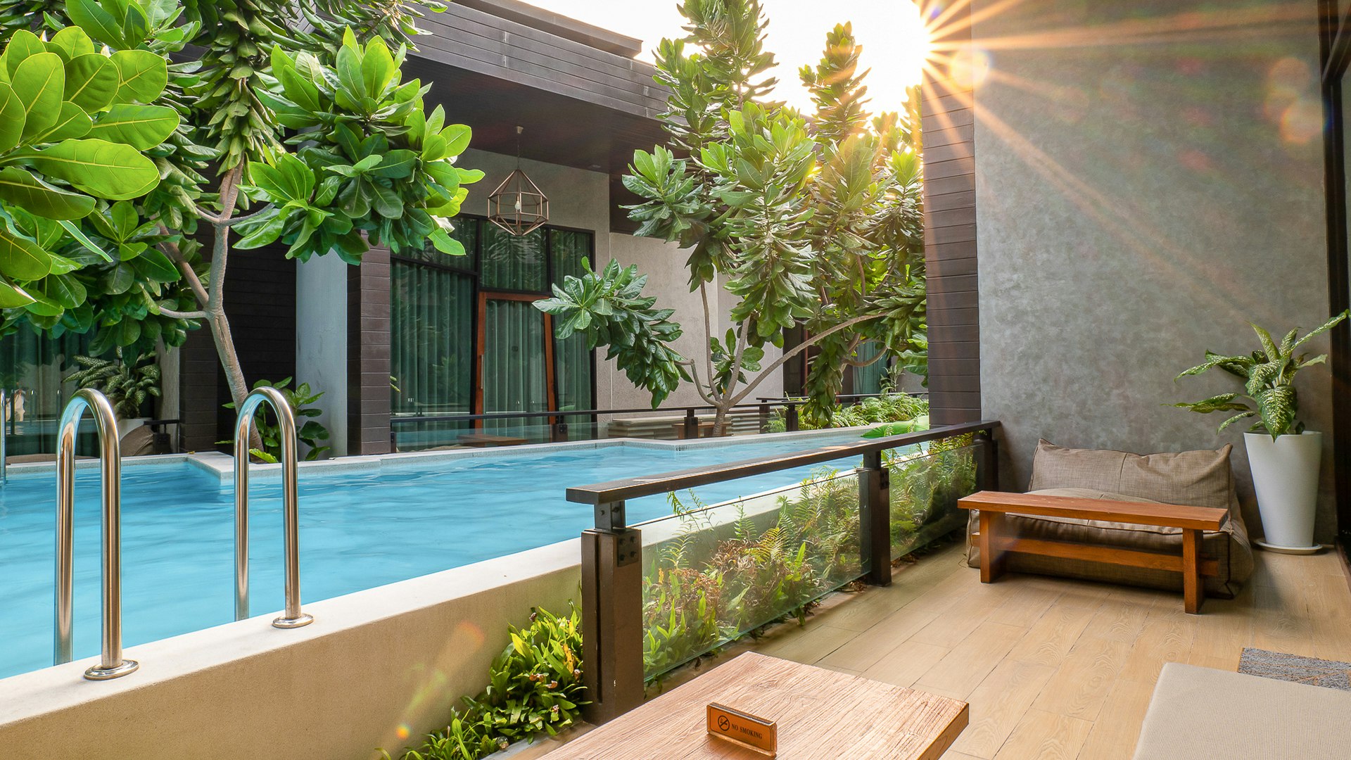 Deluxe Pool Villa with Pool Access  - Patio