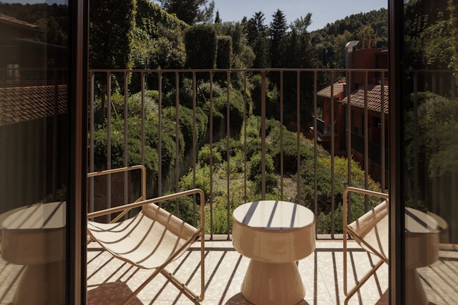 Stella 2 bedroom Mountain View Balcony Suite - Balcony