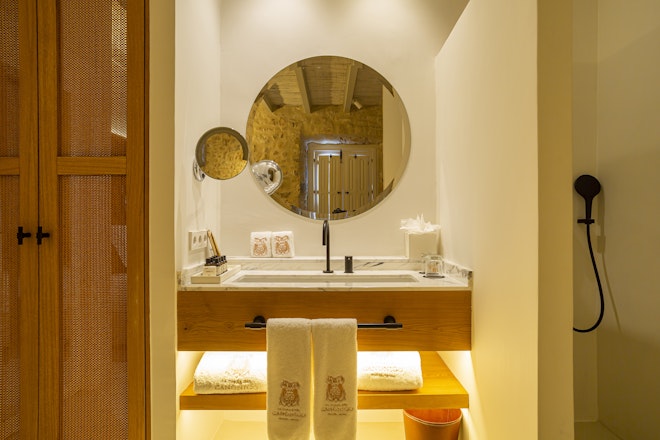 Standard Bathroom