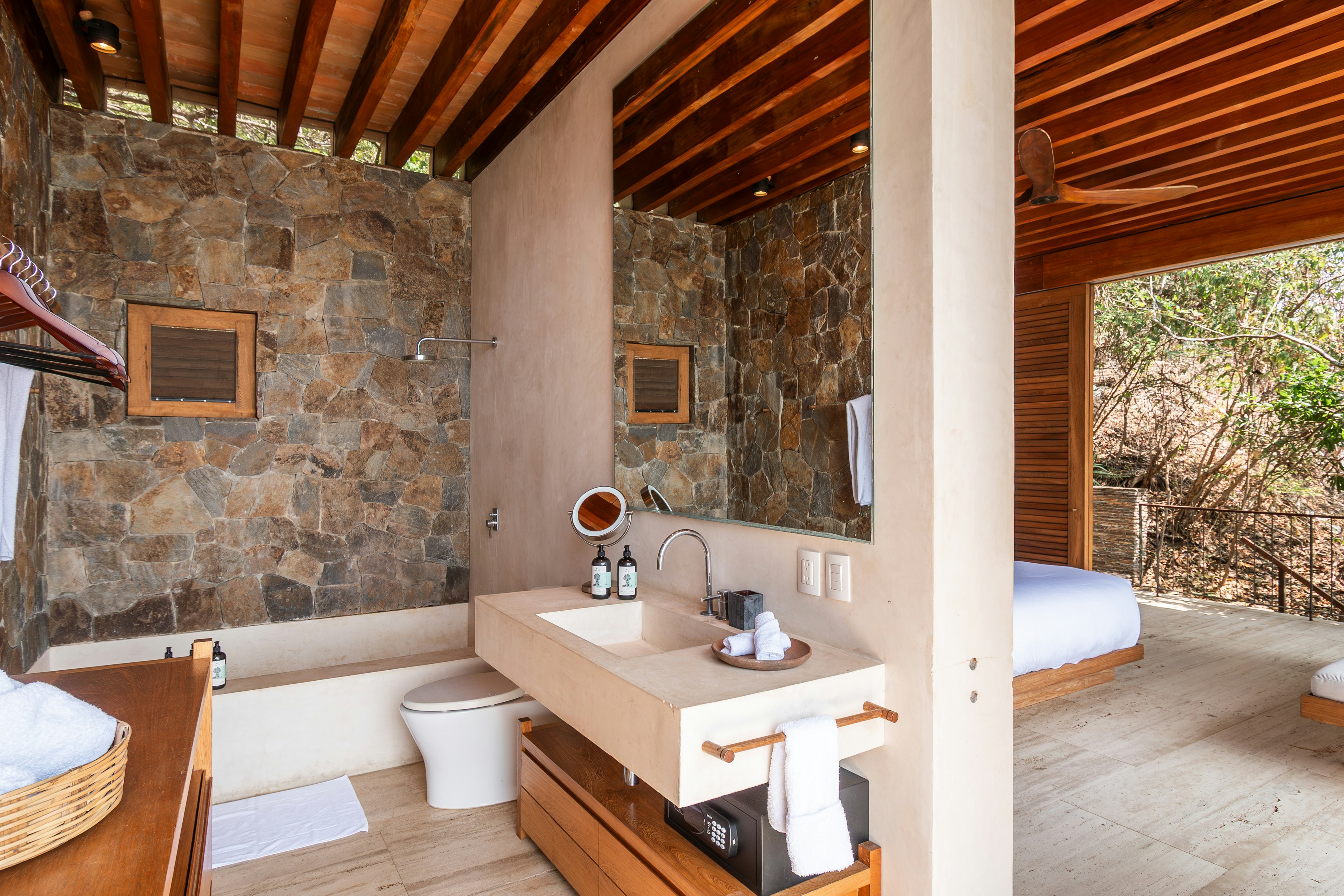 Suite Persianas - Bathroom