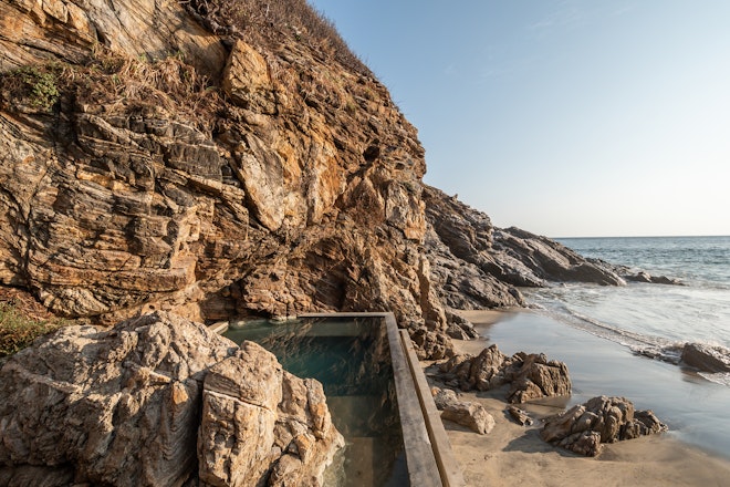 Seawater Plunge Pool