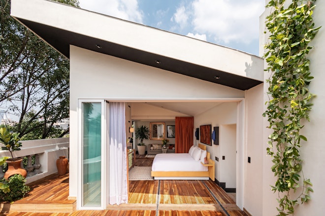 Cilene Suite Rolling Bed