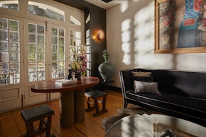 Gravity Suite Sitting Area