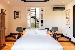 Atlas Suite Bed