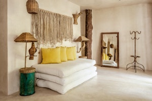 Jungle Suite Lower Lounge