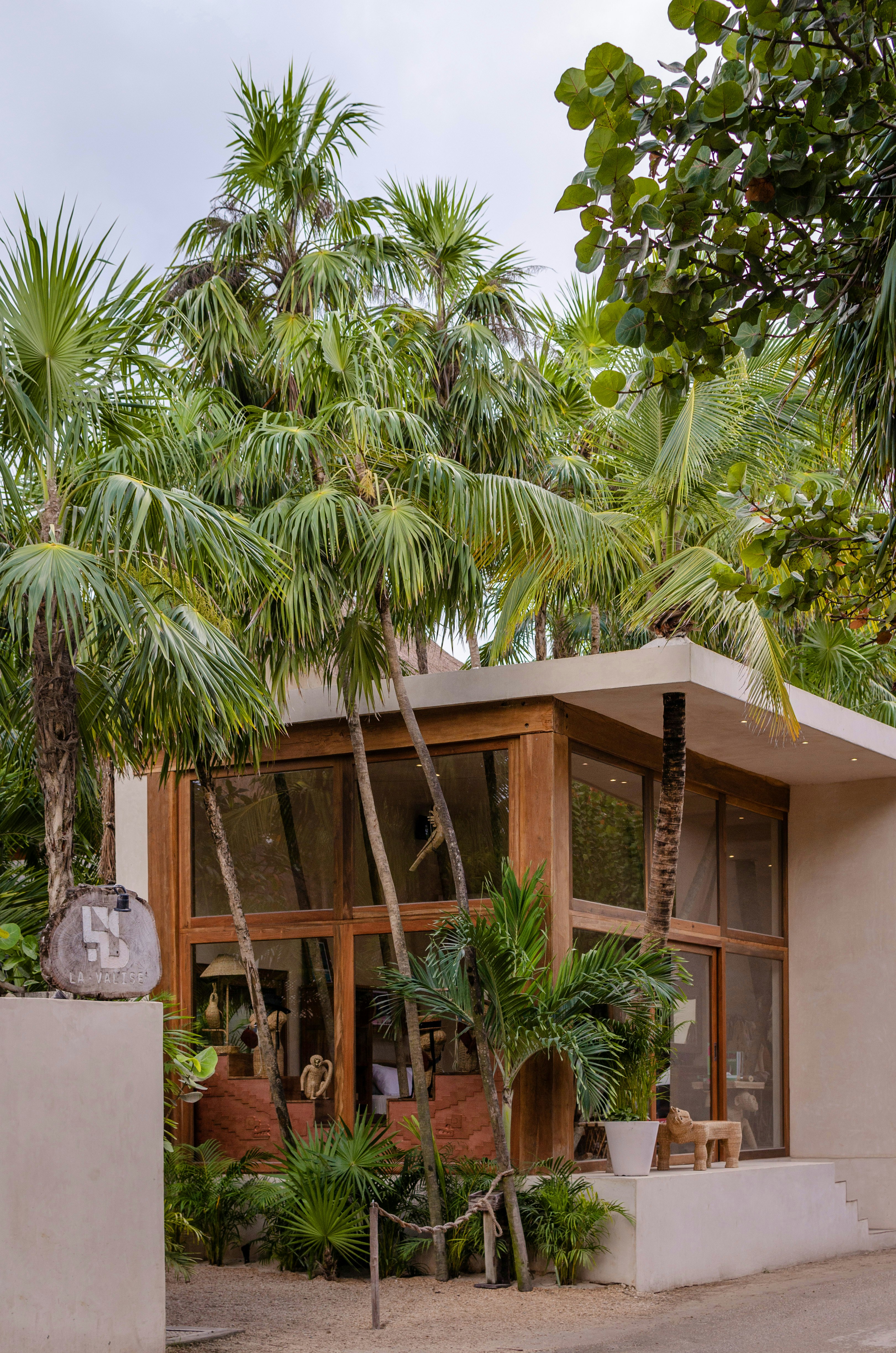 La Valise Tulum Store