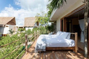 Cenote Master Suite Rollout Bed