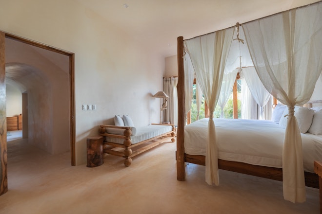 Jungle Suite Lower Bedroom