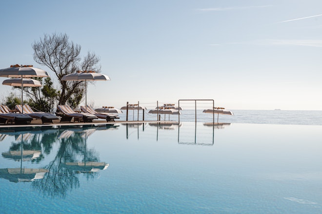 Infinity Pool