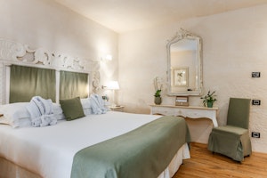 Superior Garden side - Bedroom