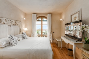 Superior with Sea Front - Bedroom
